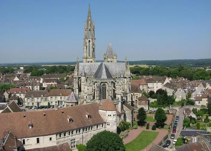 Les Marronniers